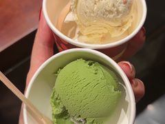 -雍容荟帝王蟹活龙虾展台自助(IFS黑金店)