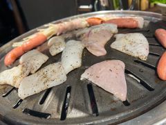 -明洞阿姨·韩式酱蟹烤肉·创意料理(三元桥店)