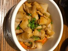 -渝是乎川渝小炒(新世界百货望京店)