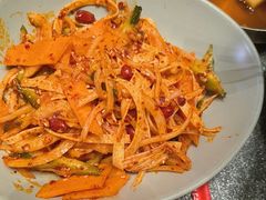 -草家酱蟹炭火烤肉店(珲春南路二店)