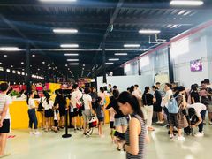 -嘿哟动霸CHUA·新潮玩运动娱乐中心·蹦床滑冰团建乐园