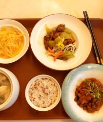 -拾玥国际月子会所(凯宾斯基店)