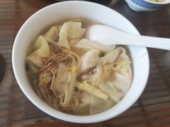 -笑来喜馄饨小笼工坊店(湖滨街店)
