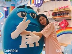 -m豆巧克力世界(上海世茂广场店)