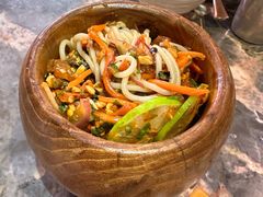 百香果舂米线-浩海火燒雲傣家菜(芮欧百货店)