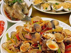 -四川小胡子海鲜(丁村万人海鲜广场店)