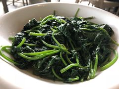 蒜蓉番薯叶-蠔爺王志德生蚝馆(金沙湾店)