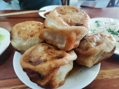 -宝瑞门钉肉饼店