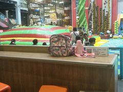 -蒙特利亲子乐园