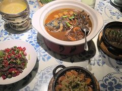 -卢大鲜鱼头捞饭(美利广场店)