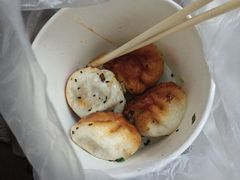 -香山胡记吴江路生煎(灵山路店)