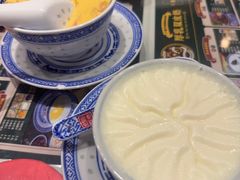 -广信牛奶甜品世家(台东店)