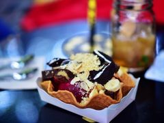 -莓园冰淇淋店