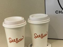 牛奶咖啡-Seesaw Coffee(上生新所店)