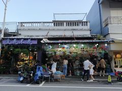-溪岸路花鸟市场