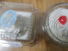 -红宝石·鲜奶小方·海派西点房(万航店)