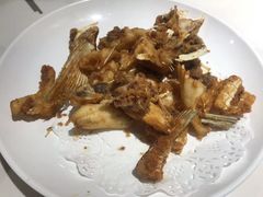 椒盐鱼骨-红日饭店(裕隆三路店)