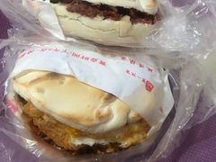 -清真马乐贝腊牛肉蛋黄菜夹馍(马蓉洒金桥店)