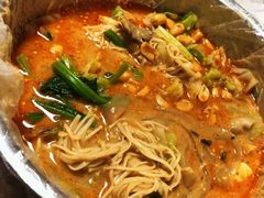 -二钢串叔麻辣烫(华龙大厦店)