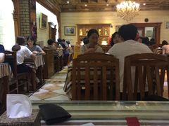 大堂-语言大学-清真食堂