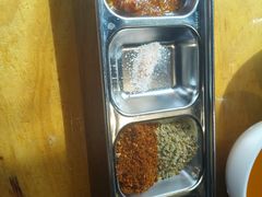 -唯成•韩国炭火烤肉 유성고기