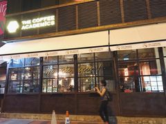 门面-The Coffee Academïcs(铜锣湾店)