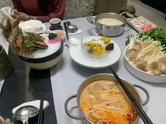 -红鼎豆捞·非遗鲍皇汤火锅(宝丰路店)