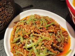 -万重锦·人文川菜馆(骡马市店)