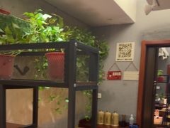 -万记麻辣烫国展总店