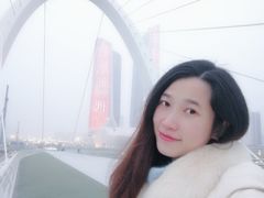 -南京眼步行桥