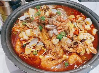 口味好吃是没得说，吃了三四年了，老板也换了三四个地方