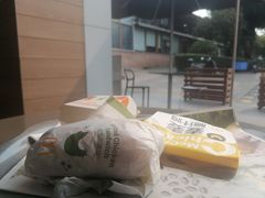 -麦当劳(容桂客运站得来速店)