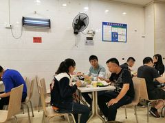大堂-华姐鸡粉(教育路店)