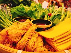 -闯关东东北农家菜(崂山石老人店)