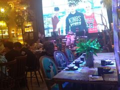 -临界音乐酒馆·小龙虾·江湖菜(华熙LIVE·鱼洞店)