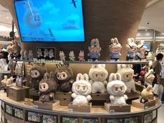 -泡泡玛特POPMART(国金街店)