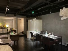 -LESCEDARS Brasserie Bistro香柏树