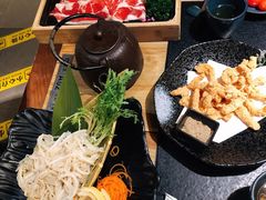 -湊湊火锅·茶憩(上海合生汇店)