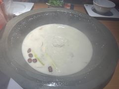 -咕嘟草帽鱼·牛奶一样的鲜鱼汤(包河万达广场创始店)