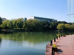 -金桥现代产业园区-停车场