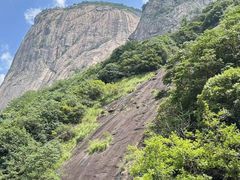 -鄣山大峡谷