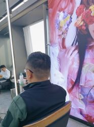 -藤野造型烫发染发