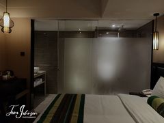 -深圳罗湖东门步行街亚朵X酒店