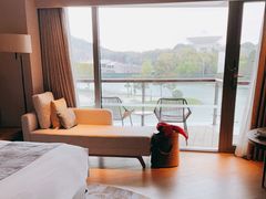 -上海佘山世茂艾美酒店
