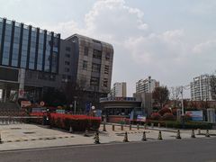 -崂山区第二实验小学