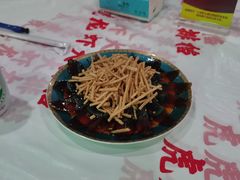 皮蛋拌撒子-虎虎龙虾大排档(双井店)