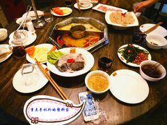 -佬土鹅肠火锅(解放路店)