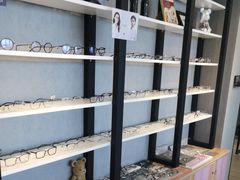 -瑞司视光眼镜·蔡司战略合作眼镜店(新街口店)