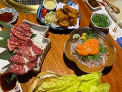 -肉魁屋·烧肉·烧鸟·酒场(高新店)