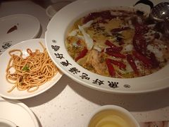 -江渔儿酸菜鱼(映月湖环宇城店)